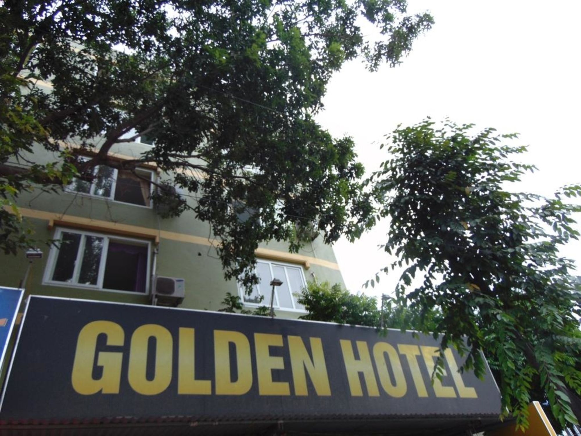 Noi Bai Golden Hotel Екстер'єр фото