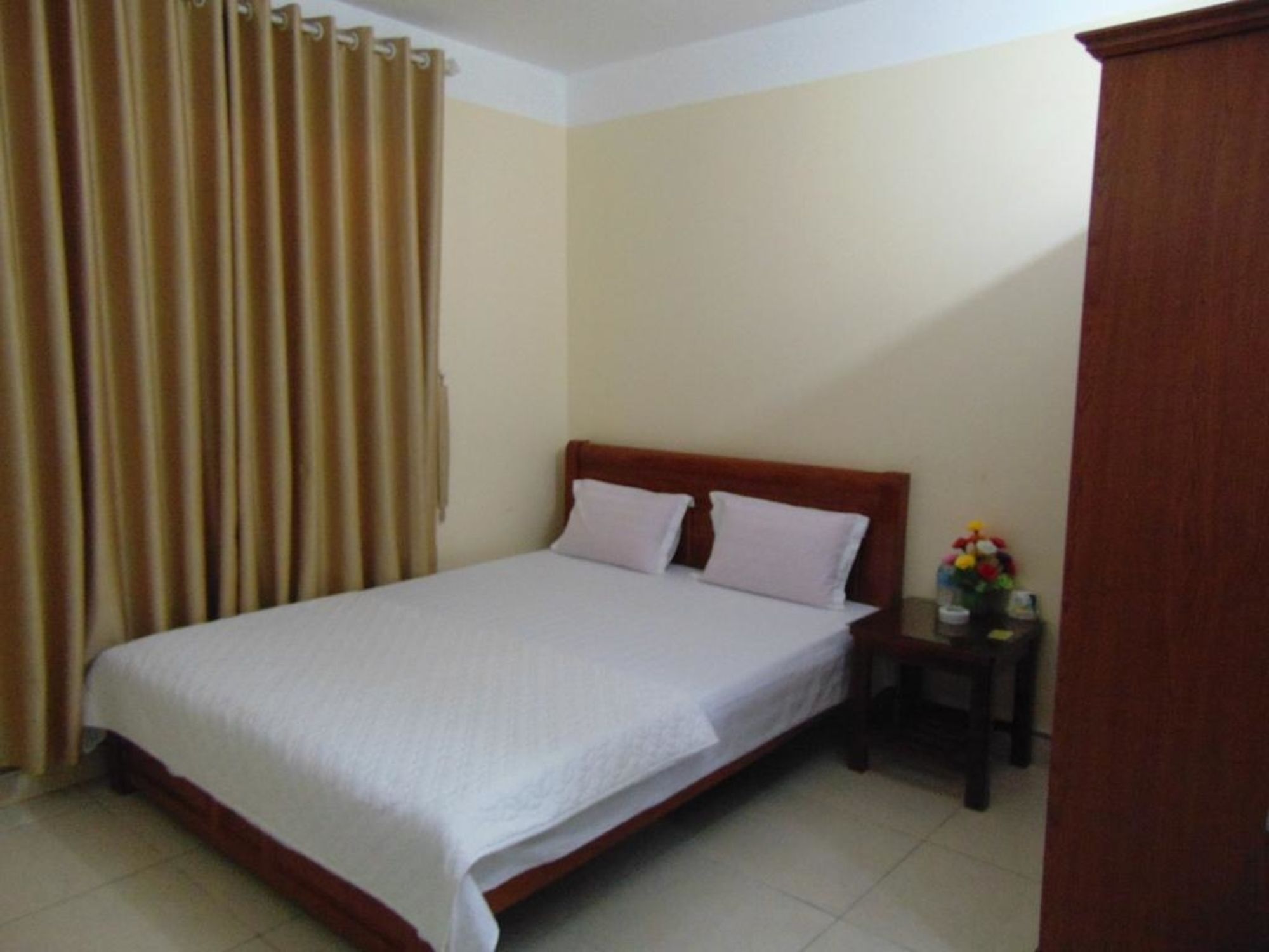 Noi Bai Golden Hotel Екстер'єр фото